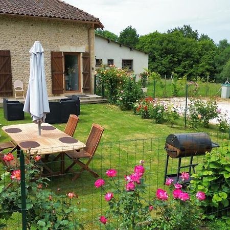 Chez Lucia A 15Min De Perigueux A 6Km Autoroute A89 Apartment Eglise-Neuve-de-Vergt ภายนอก รูปภาพ