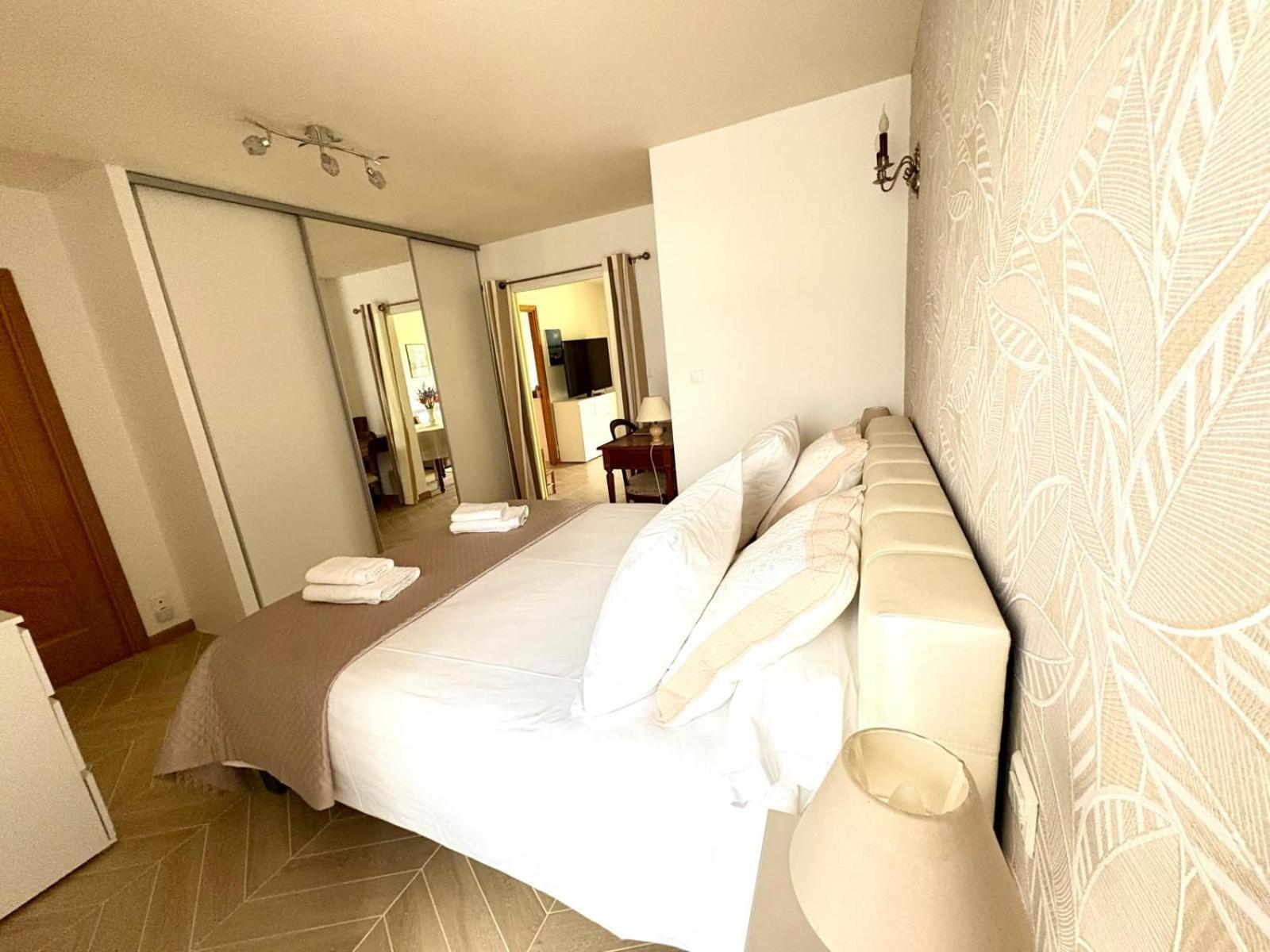 Chez Lucia A 15Min De Perigueux A 6Km Autoroute A89 Apartment Eglise-Neuve-de-Vergt ภายนอก รูปภาพ