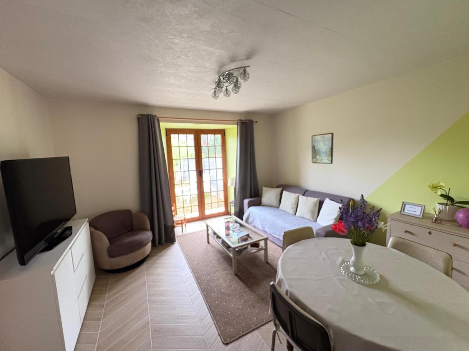 Chez Lucia A 15Min De Perigueux A 6Km Autoroute A89 Apartment Eglise-Neuve-de-Vergt ภายนอก รูปภาพ