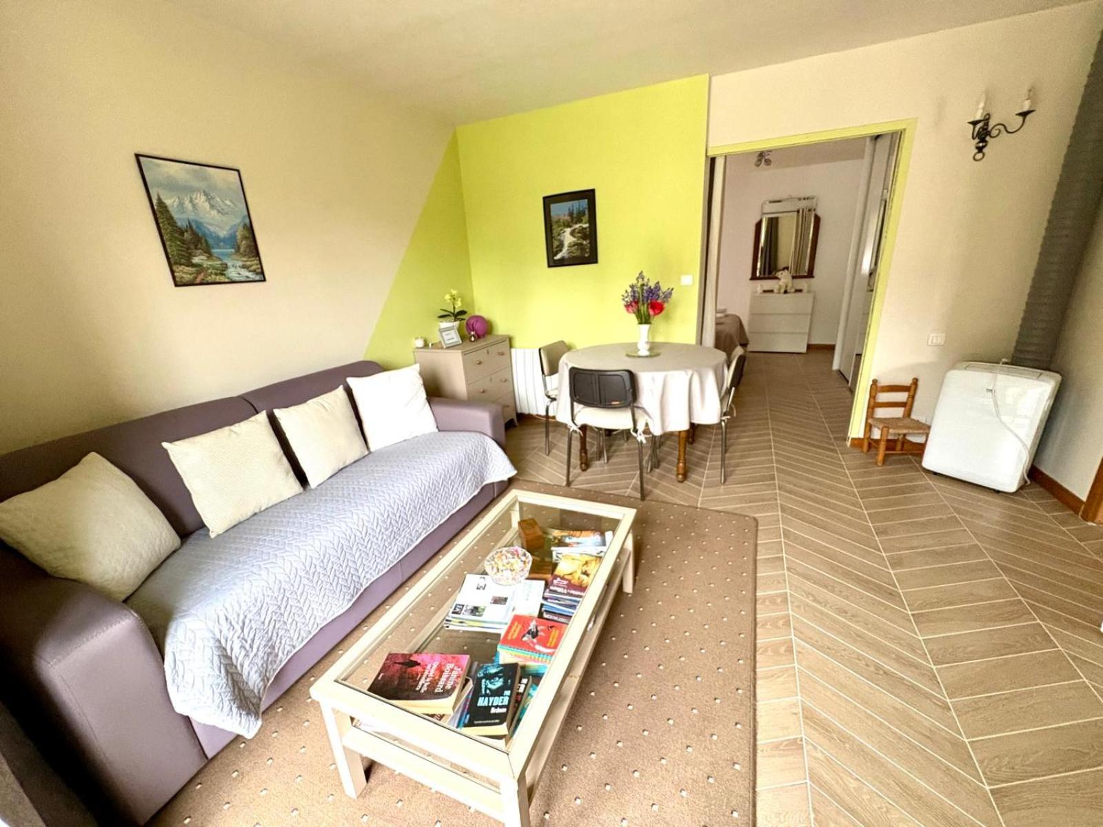 Chez Lucia A 15Min De Perigueux A 6Km Autoroute A89 Apartment Eglise-Neuve-de-Vergt ภายนอก รูปภาพ