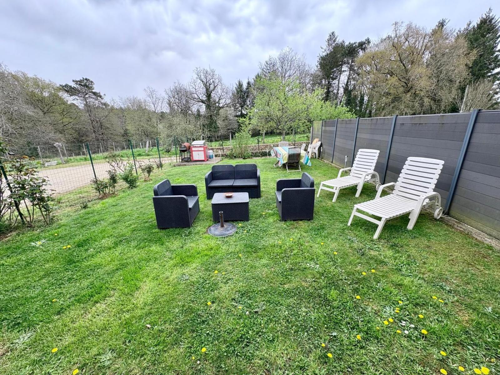 Chez Lucia A 15Min De Perigueux A 6Km Autoroute A89 Apartment Eglise-Neuve-de-Vergt ภายนอก รูปภาพ